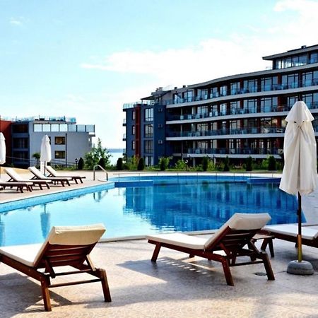 Апартаменты Sunwave Свети Влас Buitenkant foto