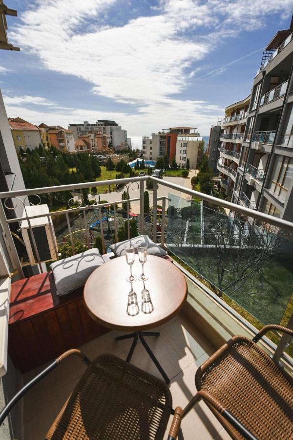 Апартаменты Sunwave Свети Влас Buitenkant foto